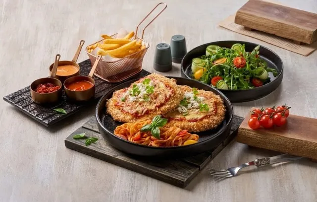 MOMO CAFE LAUNCHES A NEW MENU WHERE GLOBAL FAVORITES MEET TRULY THAI CLASSICS