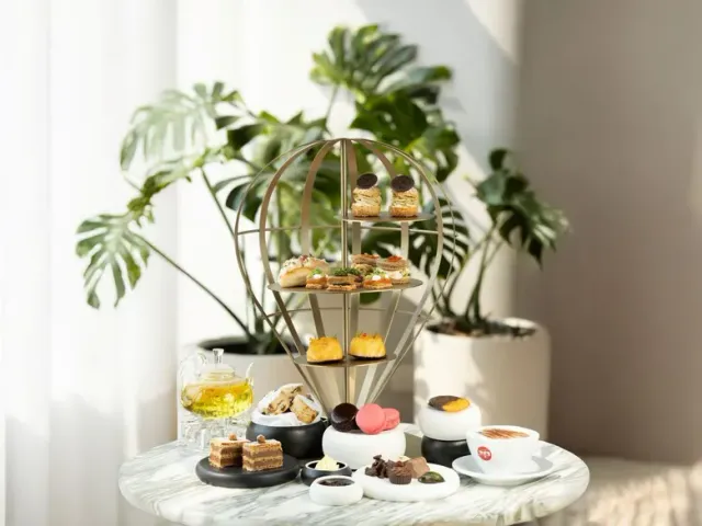An Afternoon Above Bangkok at Tea &amp; Tipple