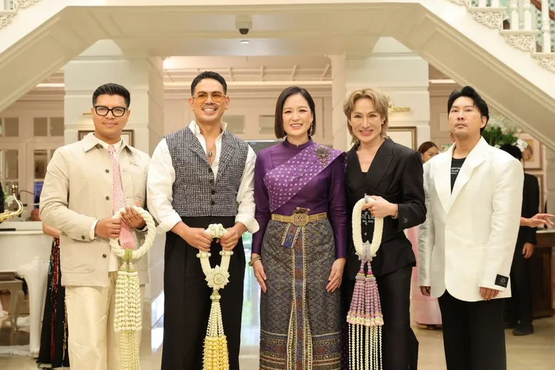 Miss International Queen(R) 2026 ถ่ายทอดความงดงามของชุดไทยพระราชนิยม ควบคู่แฟชั่นร่วมสมัยจากผ้าโขมพัสตร์ สู่สายตาชาวโลก ในงาน The High Tea Heritage: Culture &amp; Couture
