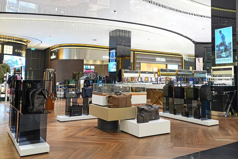DAVIDOFF เปิดป๊อปอัพสโตร์เครื่องหนังสุดลักชัวรี ครั้งแรก! ในเอเชียตะวันออกเฉียงใต้ ที่ คิง เพาเวอร์ รางน้ำ