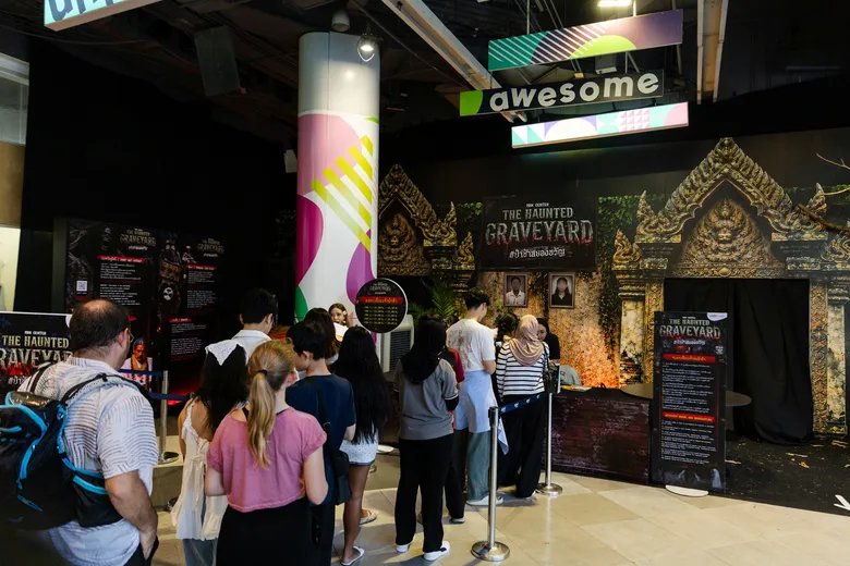 เริ่มแล้ว! เช็กอินความหลอนสุดสะพรึงใน MBK Center - THE HAUNTED GRAVEYARD #ป่าช้าสยองขวัญ