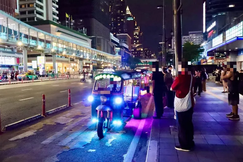 เขตปทุมวัน เร่งหารือจัดระเบียบการจราจรถนนราชดำริ ป้องกันอุบัติเหตุ เพิ่มความปลอดภัยให้ผู้สัญจร