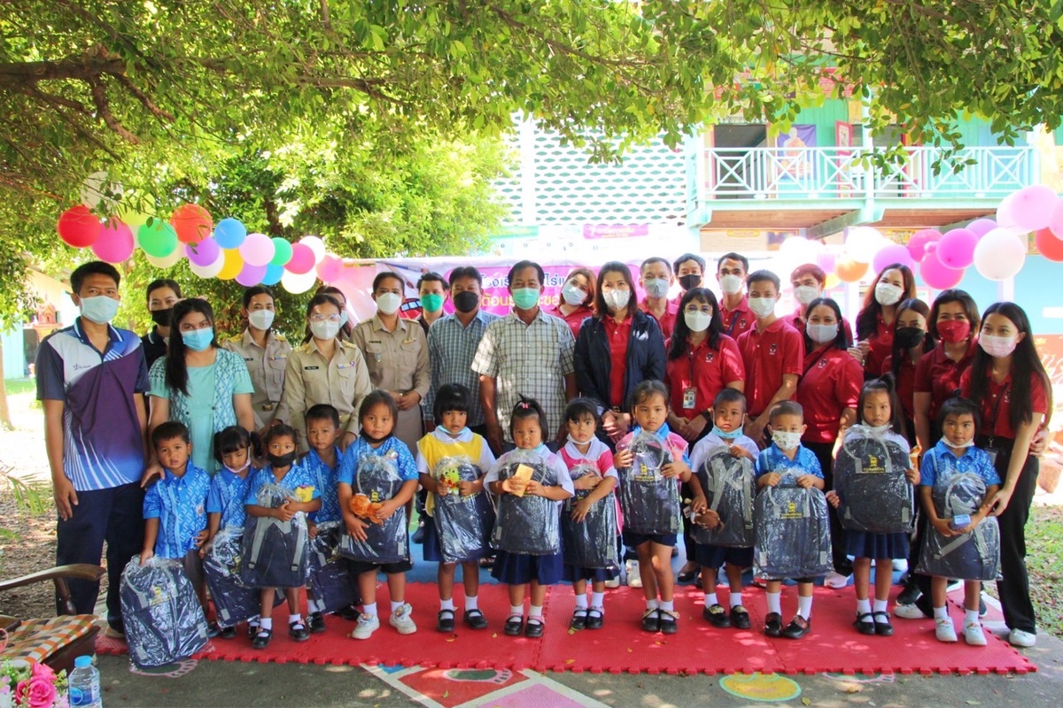 บริษัท รถไฟฟ้า ร.ฟ.ท. จำกัด จัดโครงการ Lost Found เพื่อสังคม สานฝันเพื่อน้องครั้งที่ 3 ณ โรงเรียนวัดไร่แตงทอง และโรงเรียนบ้านรางมูก จังหวัดนครปฐม