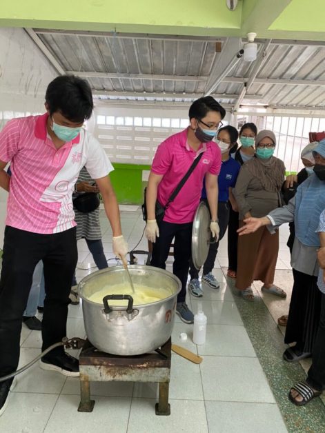 สบู่เหลวโพแทสเซียมจากน้ำมันพืชใช้แล้ว นักวิจัยจุฬาฯ หนุนชุมชนผลิต ลดวิกฤตสิ่งแวดล้อม สร้างเศรษฐกิจหมุนเวียน