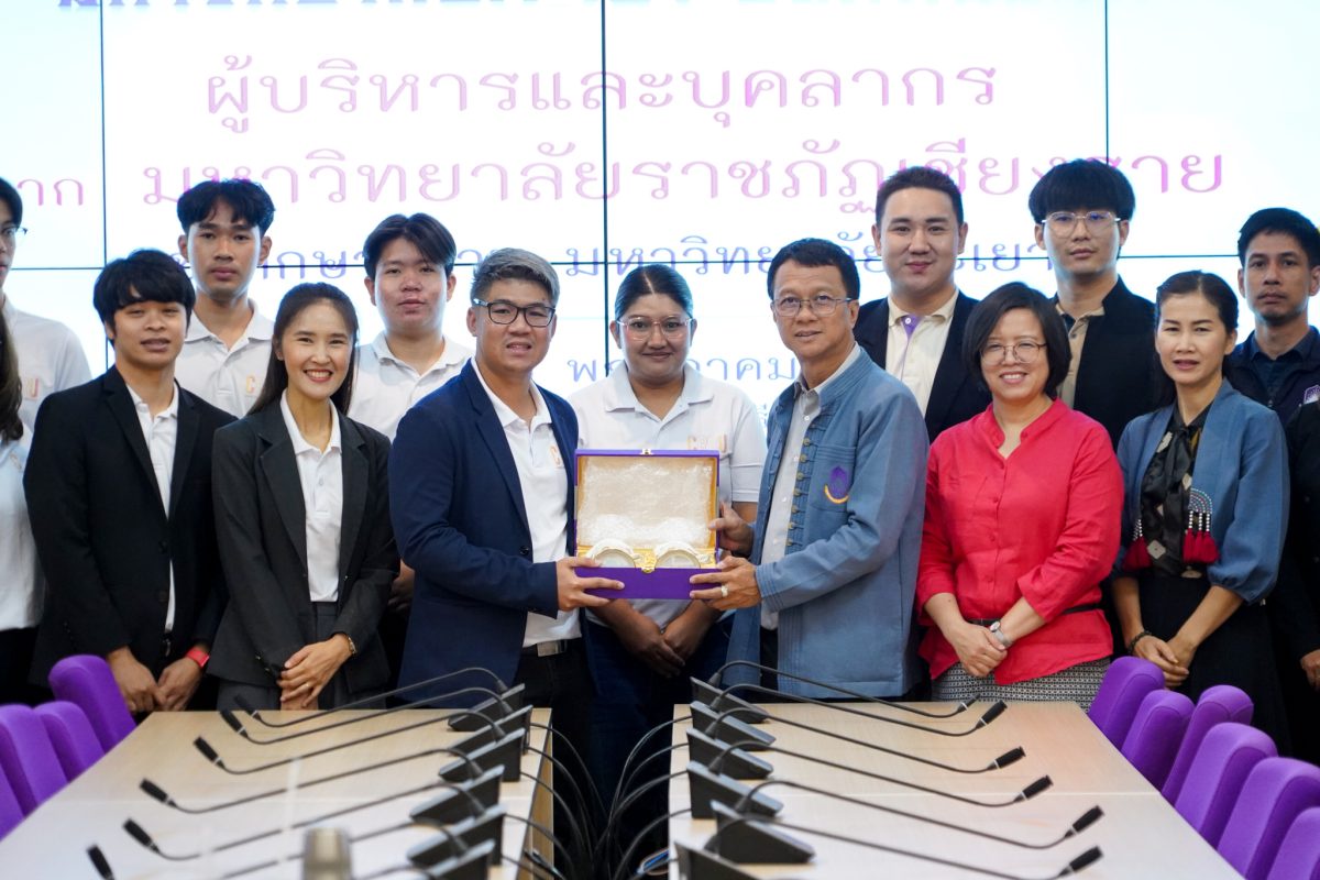 The University of Phayao is delighted to extend a warm welcome to the group from Chiang Rai Rajabhat University.
