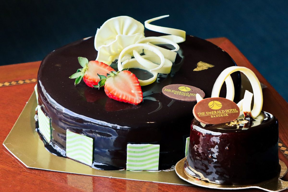 Chocolate Mousse Cake Promotion