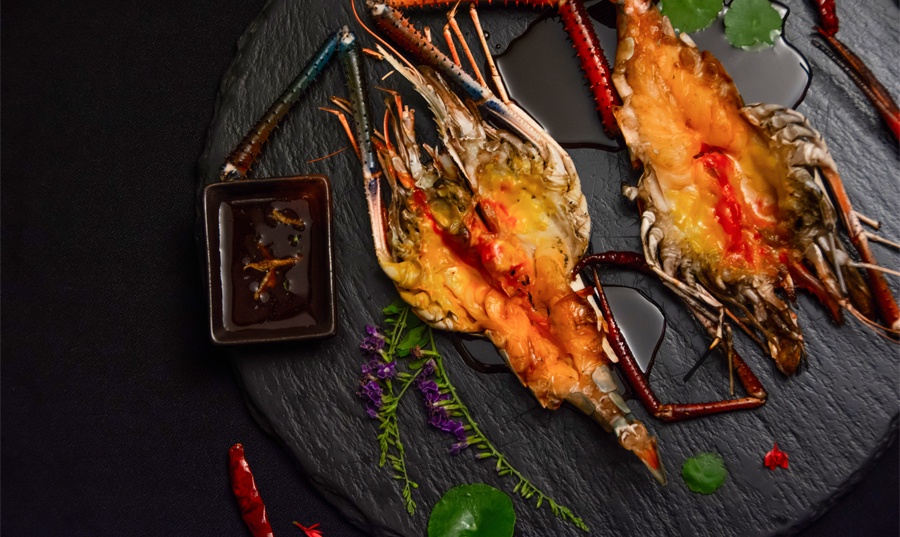 River Prawn Lovers Rejoice at the Weekend Premium Buffet dinner at Latest Recipe, Le Meridien Suvarnabhumi