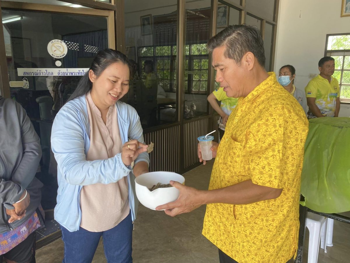 เกษตรบ้านแหลม ร่วมติดตามการดำเนินงานของสหกรณ์การเกษตรเกลือทะเลไทยเพชรบุรี จำกัด