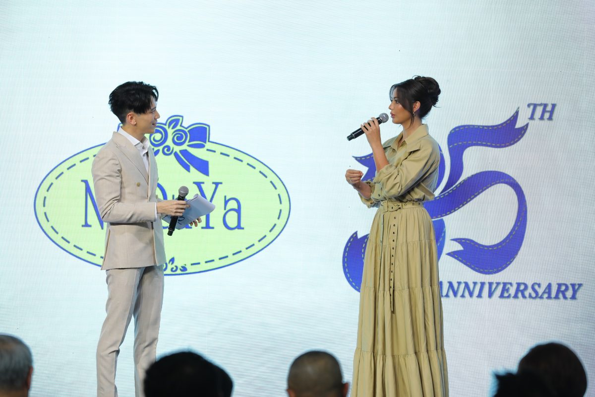 แอนโทเนีย โพซิ้ว ร่วมเปิดตัวนิทรรศการ NaRaYa 35th Year Anniversary