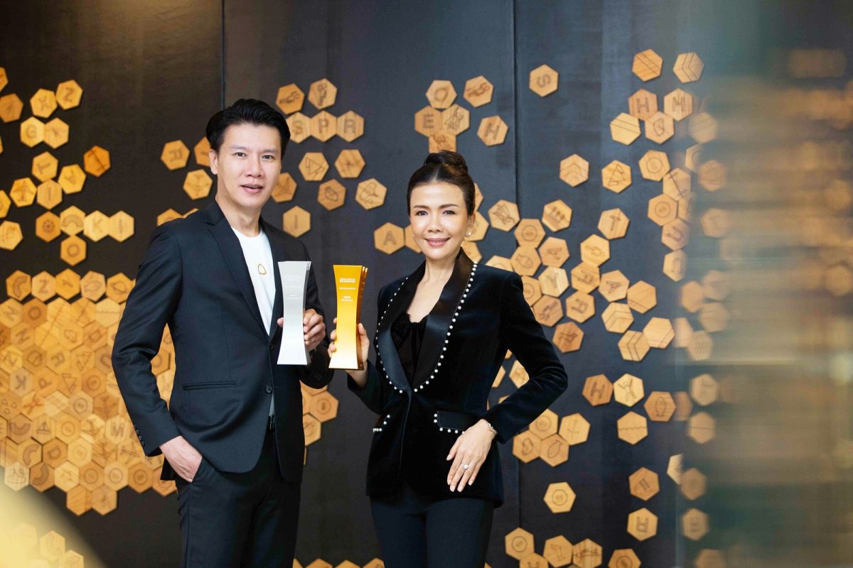 ไทยพาณิชย์คว้าสุดยอดรางวัลทางการตลาด จากเวทีชั้นนำระดับโลก Marketing Excellence Awards 2024 ตอกย้ำกลยุทธ์ Digital Bank with Human