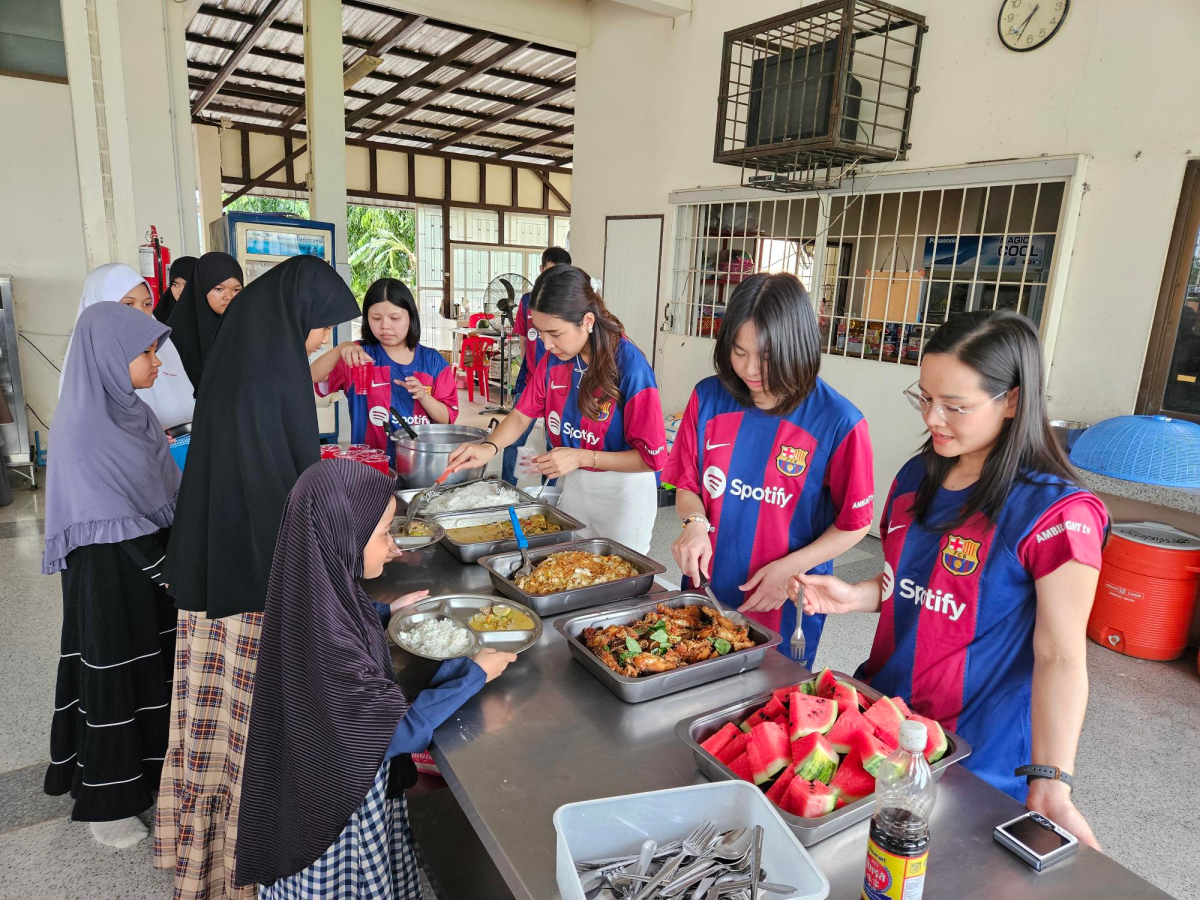 EBC Financial Group ส่งเสริมคุณภาพชีวิตเด็กกำพร้าผ่านโครงการ CSR ณ บ้านหทัยรัก กรุงเทพฯ ประเทศไทย