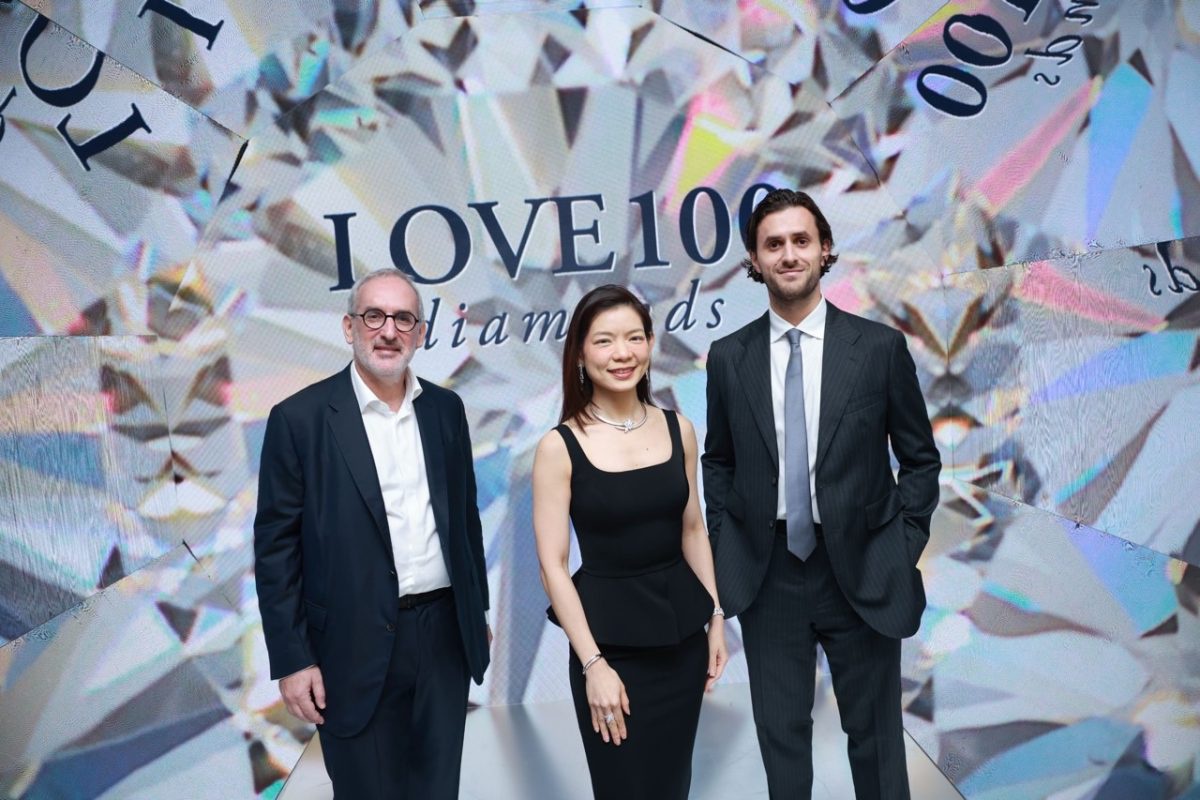 ยูบิลลี่ ไดมอนด์ เปิดตัวแบรนด์ LOVE100 Diamonds เสริมทัพอาณาจักรเพชรพันล้าน ตอกย้ำความเป็นผู้นำกลุ่มธุรกิจเพชรชูกลยุทธ์ดันตลาดพรีเมี่ยมลักชูรี