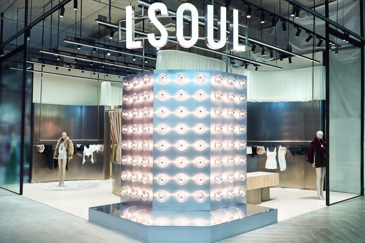 LSOUL บุกตลาดไทย! เปิดตัว Flagship Store แห่งแรกที่เอ็มสเฟียร์ สร้างปรากฏการณ์แฟชั่นใหม่ในกรุงเทพฯ