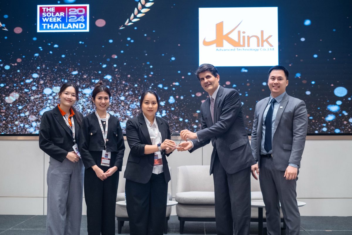 Solis คว้ารางวัล Solar Company of the Year: Inverter ในงาน The Solar Week: Thailand 2024 ยกระดับความเป็นผู้นำในอุตสาหกรรมพลังงานแสงอาทิตย์