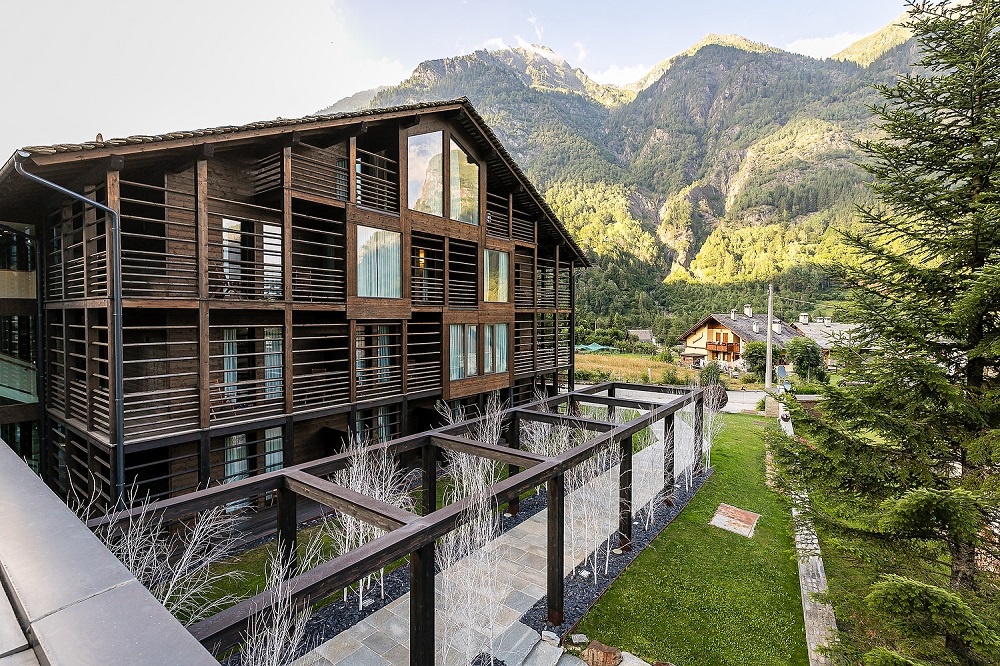 Minor Hotels Europe Americas to Debut in the Heart of the Alps with NH Collection Alagna Mirtillo Rosso