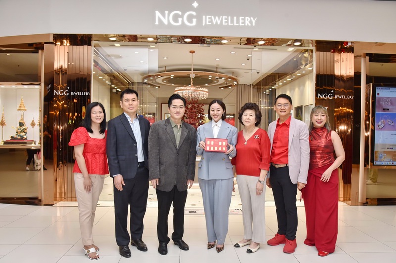 NGG JEWELLERY เปิดตัว เซทมงคลแผ่นทองคำแท้ 99.99% Golden year of China - Thai Friendship