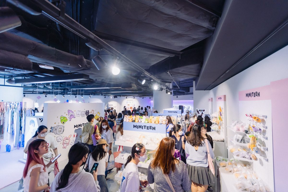 2025 SEVENTEEN POP-UP in BANGKOK A pop-up store offering exclusive and exciting experiences for fans of SEVENTEEN