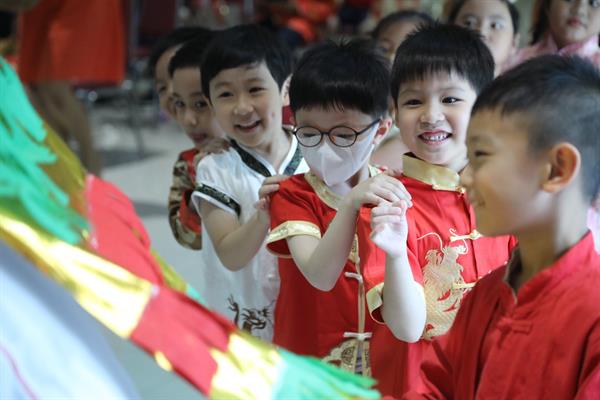 'สาธิตกรุงเทพธนบุรี จัด 'ตรุษจีน ให้เด็กๆ ได้ฝึกฝนภาษากันอย่างคล่องแคล่ว